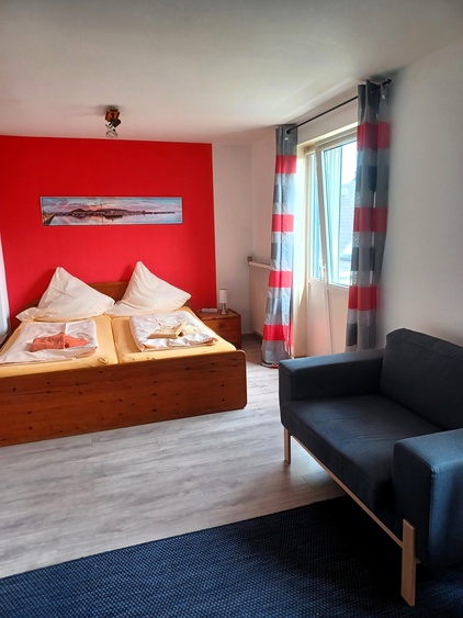 Einraumappartement mit 2 Balkone