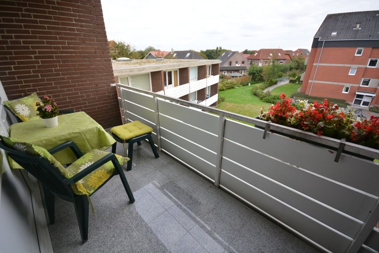 Balkon mit ganztägiger Sonne