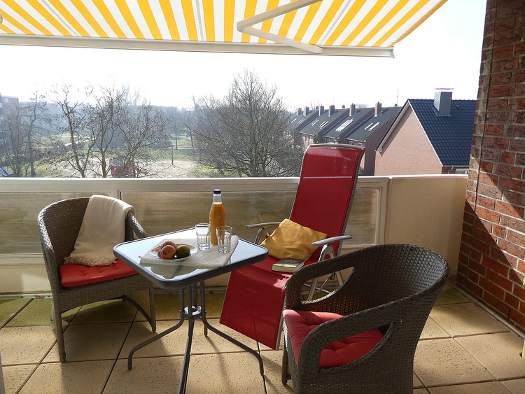 überdachte südwest Loggia mit Markise