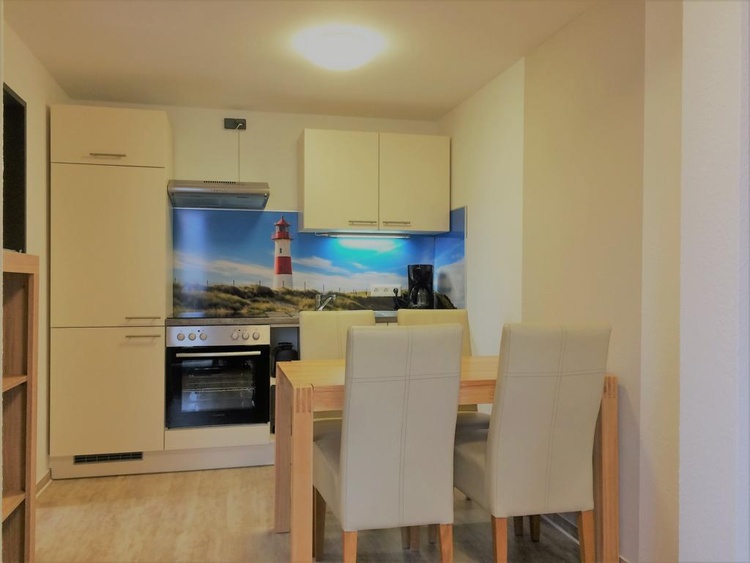 voll ausgestattete Küchenzeile