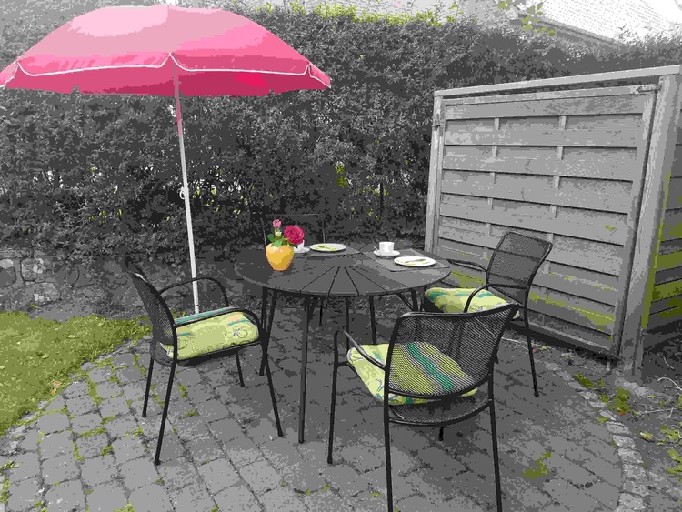 Im Garten vom Friesenhaus