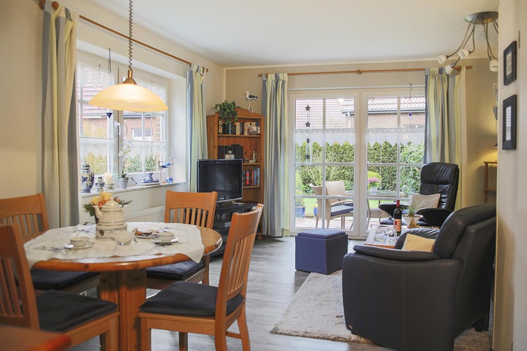 Wohnzimmer mit Essecke