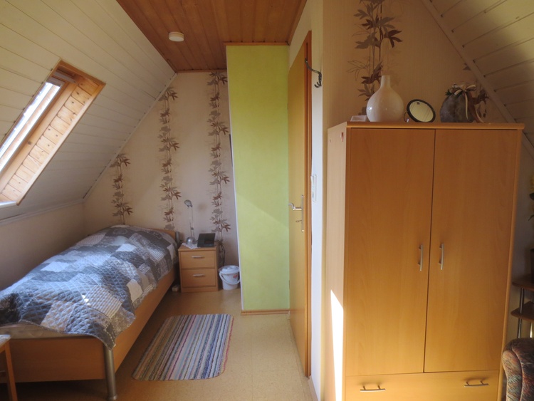 2. Stock Einzelschlafzimmer