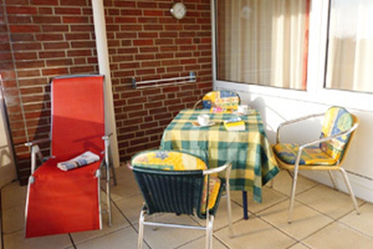 Überdachte südwest Loggia zum Relaxen