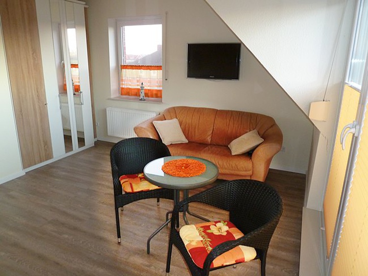 Masterschlafzimmer mit Flach-Bild-TV