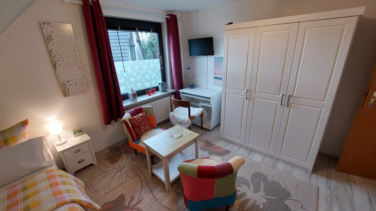 2-Bett Zimmer, Schreibtisch TV