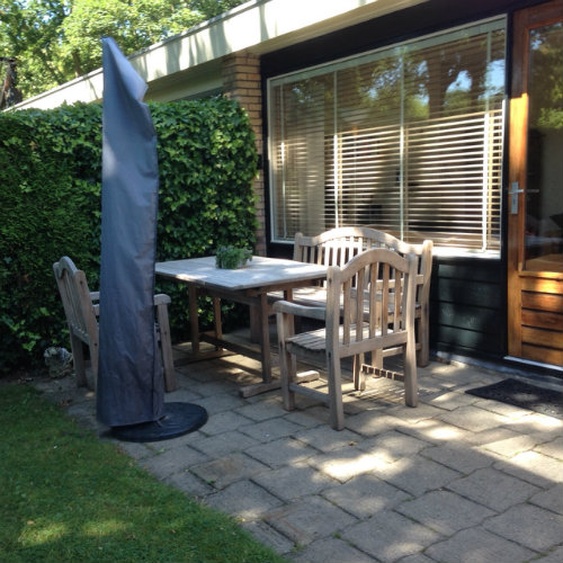 Sonneterrasse, Vorderseite