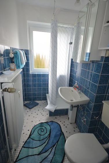 Badezimmer mit Dusche Badezimmer mit Dusche