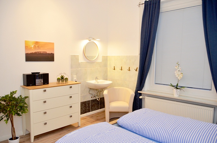 Schlafzimmer FeWo 85qm Schlafzimmer FeWo 85qm
