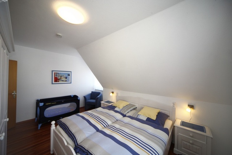 Reisebett im Elternschlafzimmer möglich Reisebett im Elternschlafzimmer möglich