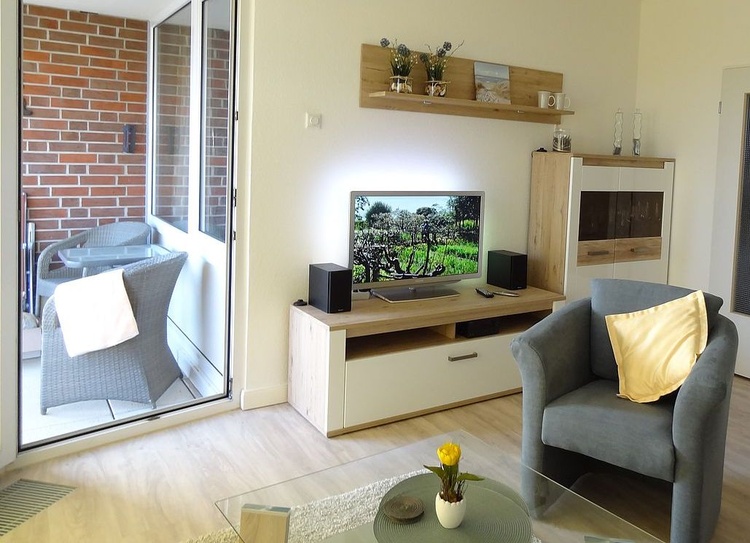 LCD-TV, Stereo-Anlage, WLan LCD-TV, Stereo-Anlage, WLan